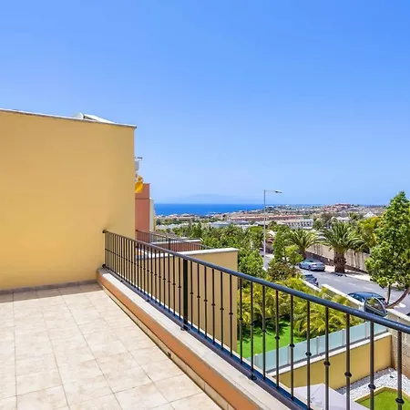 Дом отдыха Sunny By Welcome Tenerife Адехе