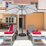 בית נופש Sunny By Welcome Tenerife אדחה